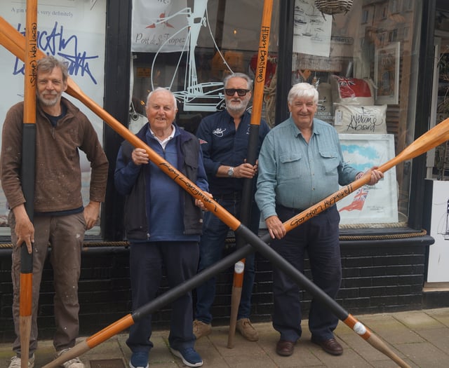 Port of Dartmouth Royal Regatta raising funds with personalised oars