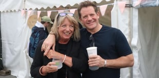 Celebrity chefs delight crowds at 10th annual Crab Fest