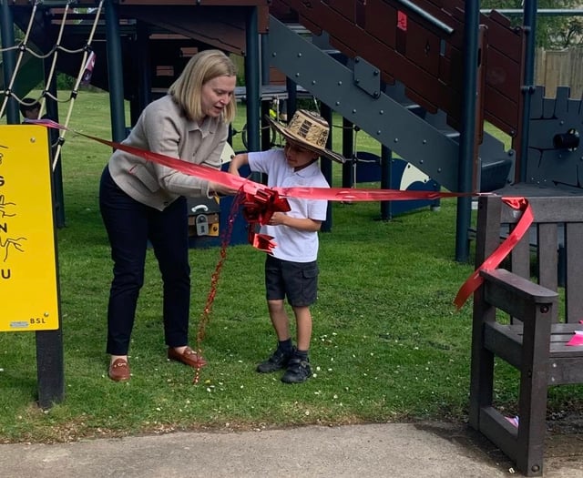 Rebecca Smith MP unveils new play equipment in Newton Ferrers