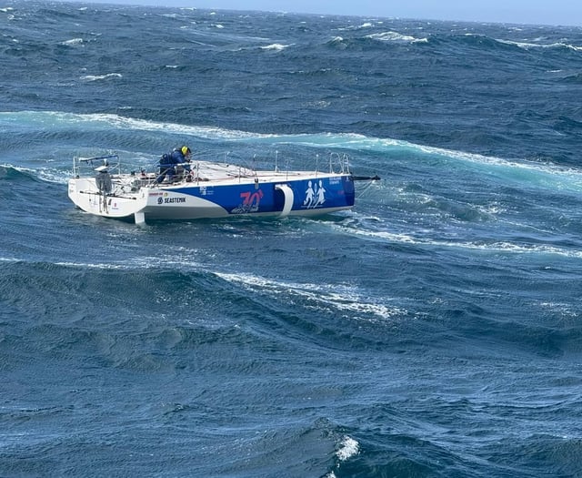 Salcombe RNLI lifeboats rescue multiple yachts in severe weather
