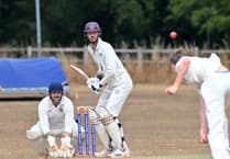 Kingsbridge fall further behind leaders